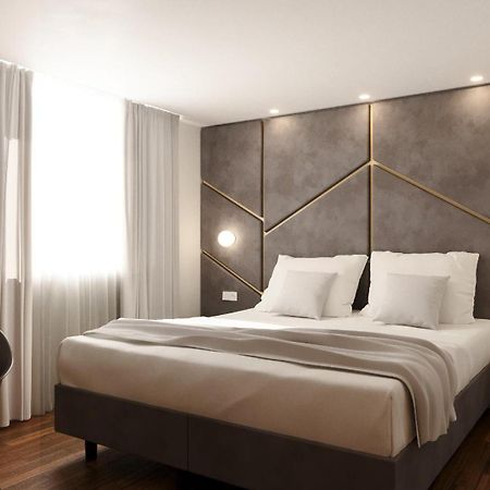 Home At Rome Luxury Navona Suites Екстериор снимка